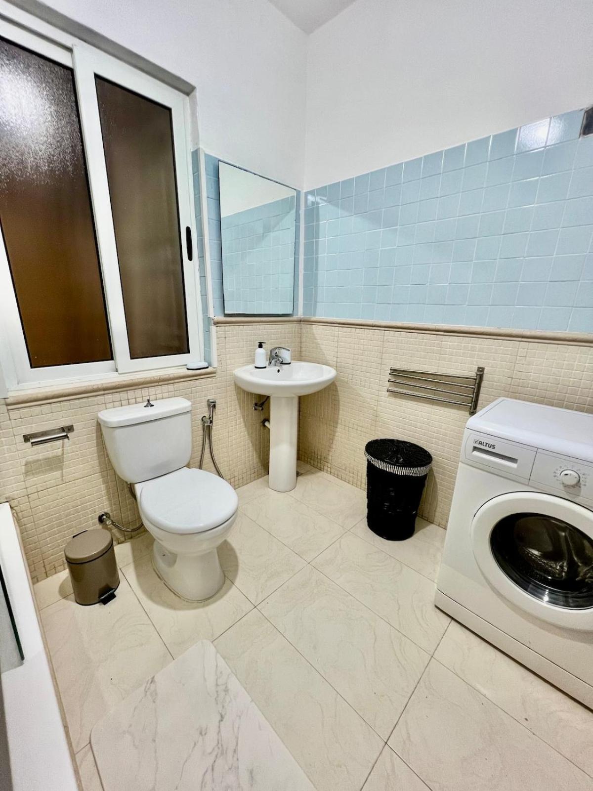Stylish 2br In Stjulians Apartamento